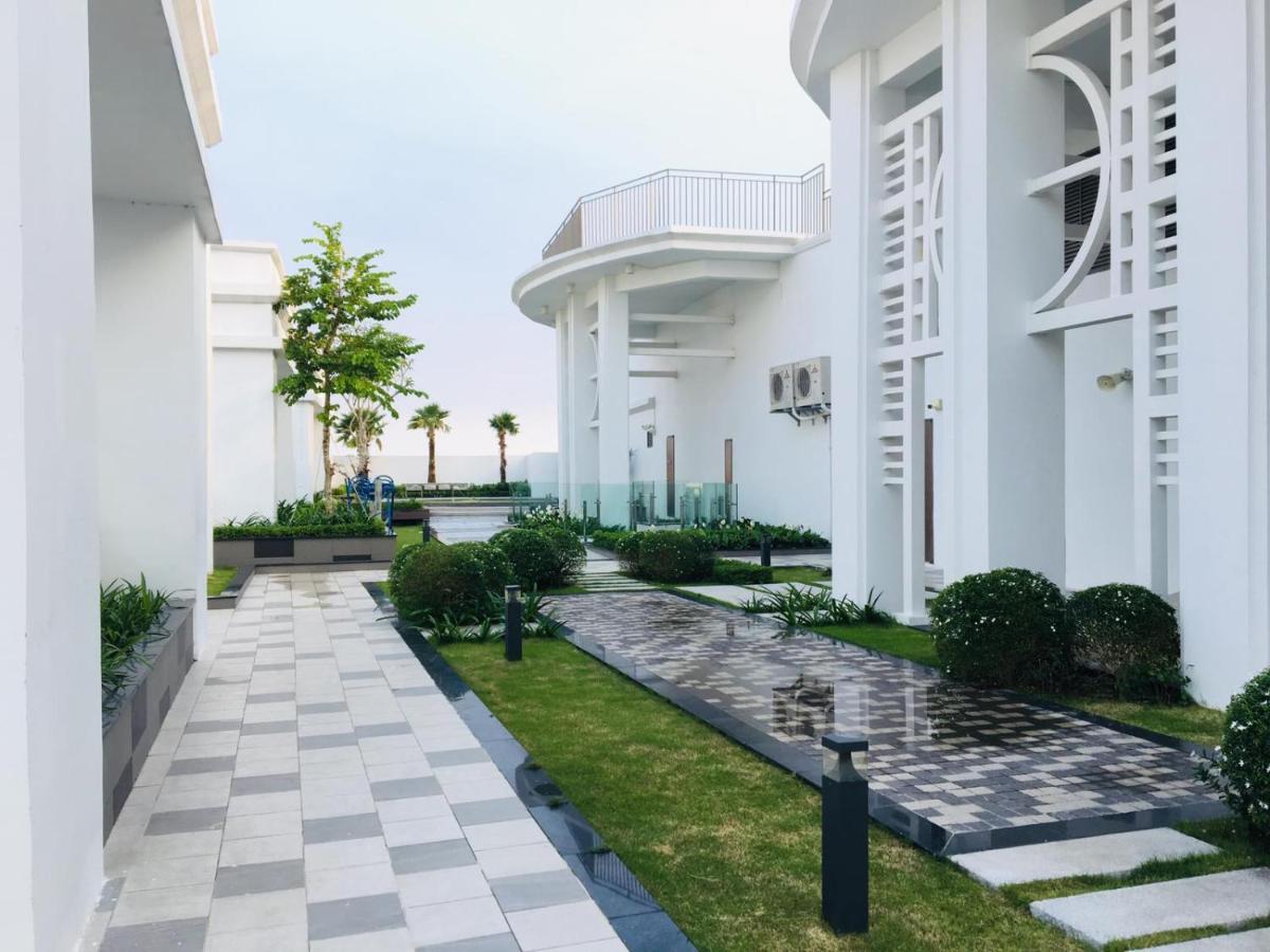 Gold Bee Dormitary Service Apartment ホーチミン エクステリア 写真