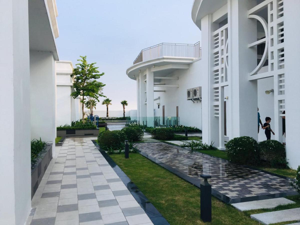 Gold Bee Dormitary Service Apartment ホーチミン エクステリア 写真