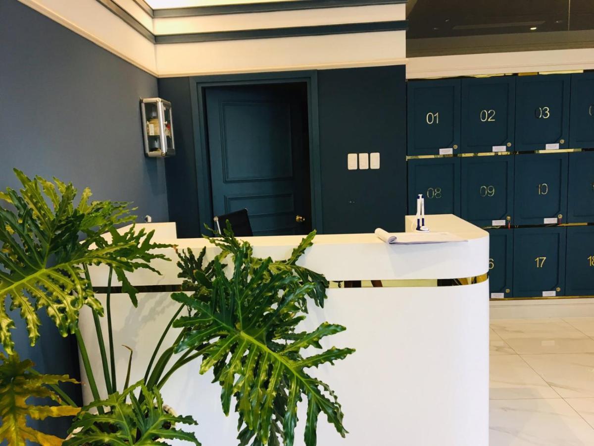 Gold Bee Dormitary Service Apartment ホーチミン エクステリア 写真