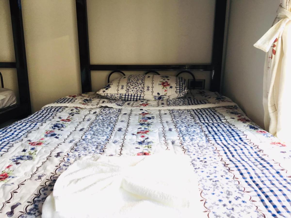 Gold Bee Dormitary Service Apartment ホーチミン エクステリア 写真