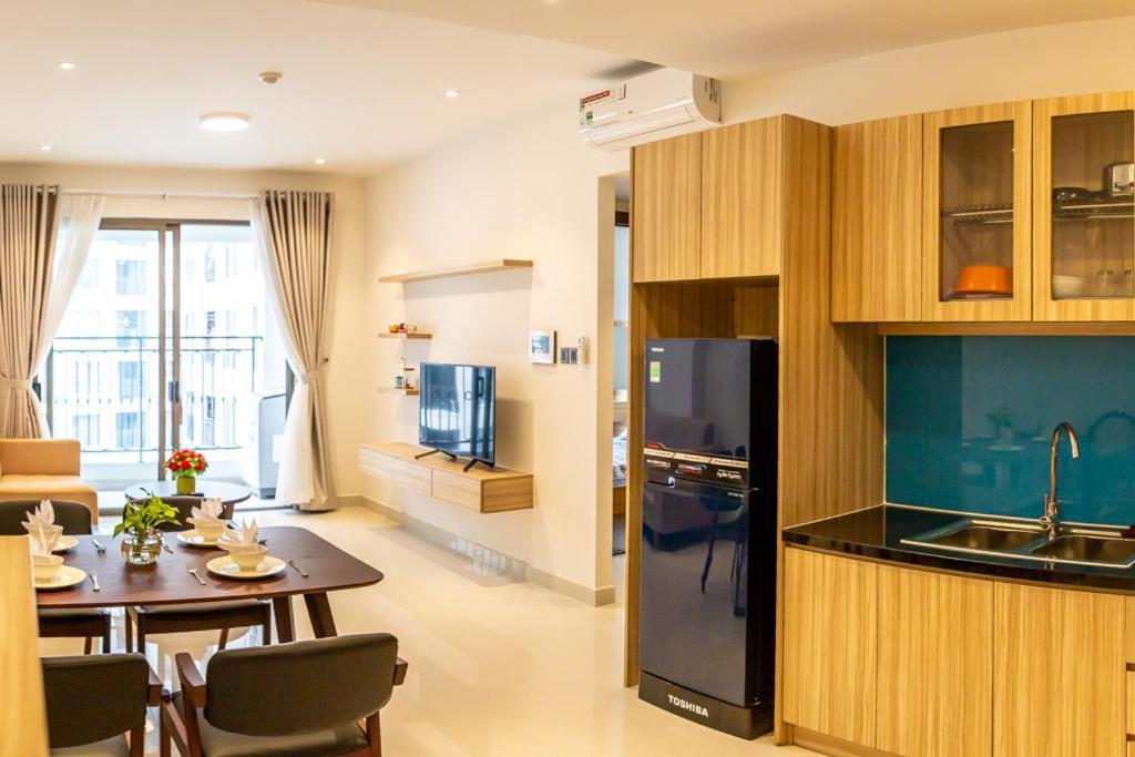 Gold Bee Dormitary Service Apartment ホーチミン エクステリア 写真